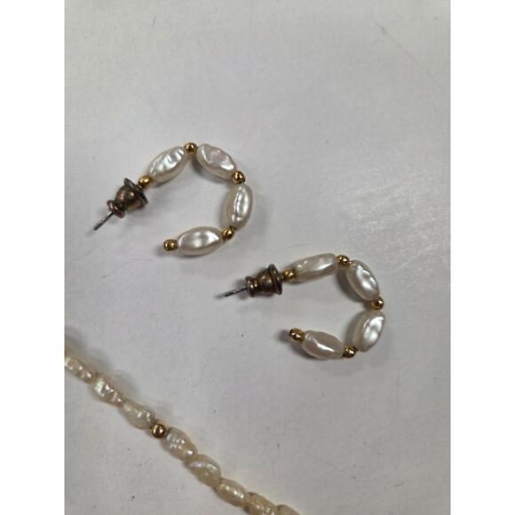 Antique 1940s 1950s 14K Gold Genuine Pearl Necklace & Matching Hoop Earrings Set - Picture 4 of 5